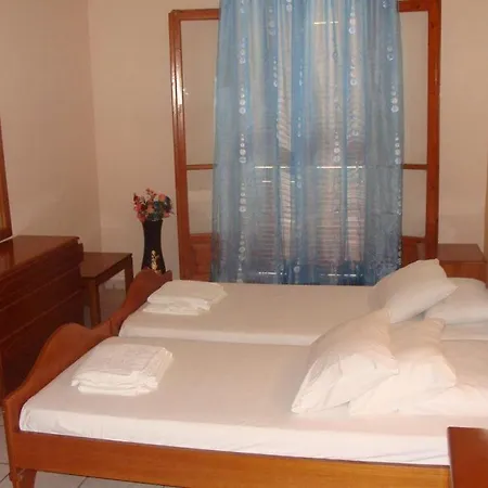 Violatos Aparthotel Agia Efimia