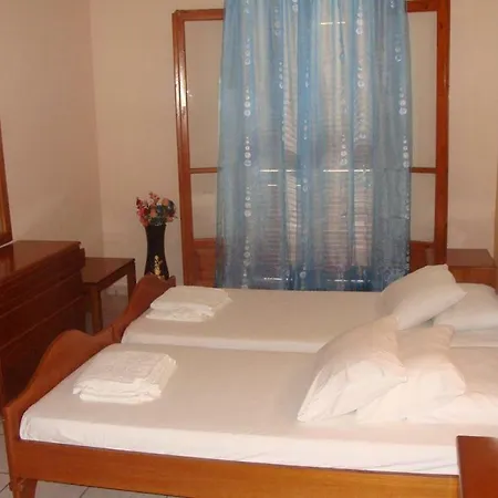 Violatos Aparthotel *